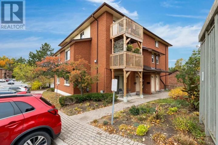 8 - 22 MEADOW LANE, Barrie (Ardagh), Ontario L4N7K2