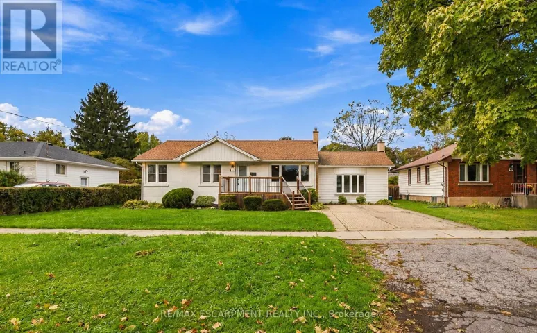 67 FORSTER STREET, St. Catharines (Vine/Linwell), Ontario L2N2A6