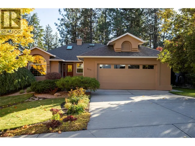 2215 Shannon Woods Place, West Kelowna, British Columbia V4T2L9