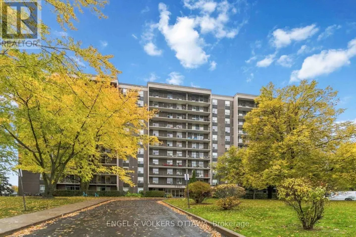 1107 - 2400 VIRGINIA DRIVE, Ottawa, Ontario K1H8L3