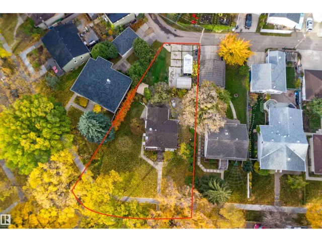 11704 135A ST NW, Edmonton, Alberta T5M1L5