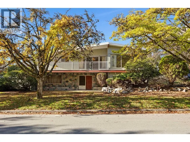 7649 VIVIAN DRIVE, Vancouver, British Columbia V5S2V6