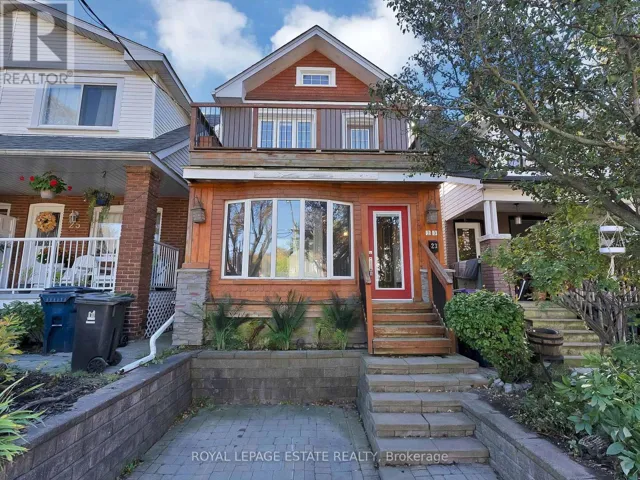 23 NORWAY AVENUE, Toronto (The Beaches), Ontario M4L1P7