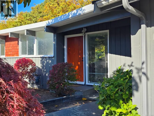 830 Beach Dr, Nanaimo, British Columbia V9S2Y3
