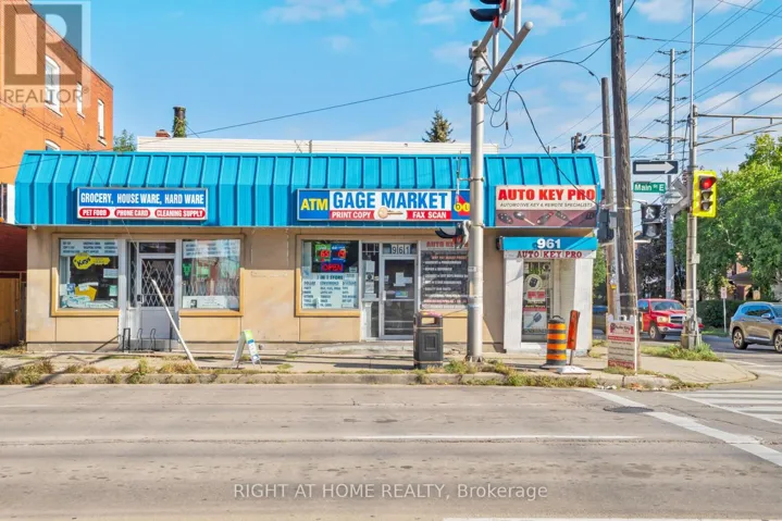 961 MAIN STREET E, Hamilton (Stipley), Ontario L8M1N1