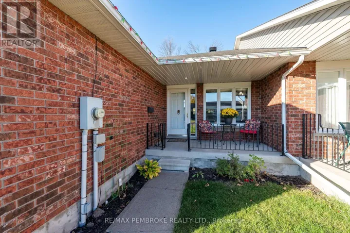 397 MORRIS STREET, Pembroke, Ontario K8A8P4