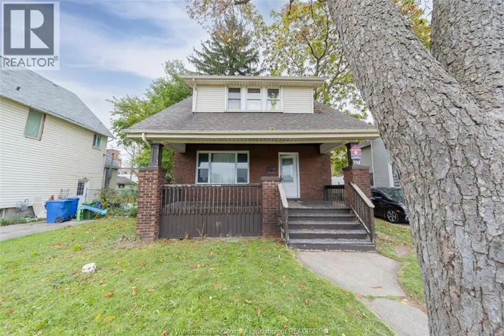 394 CRAWFORD AVENUE, Windsor, Ontario N9A5C4