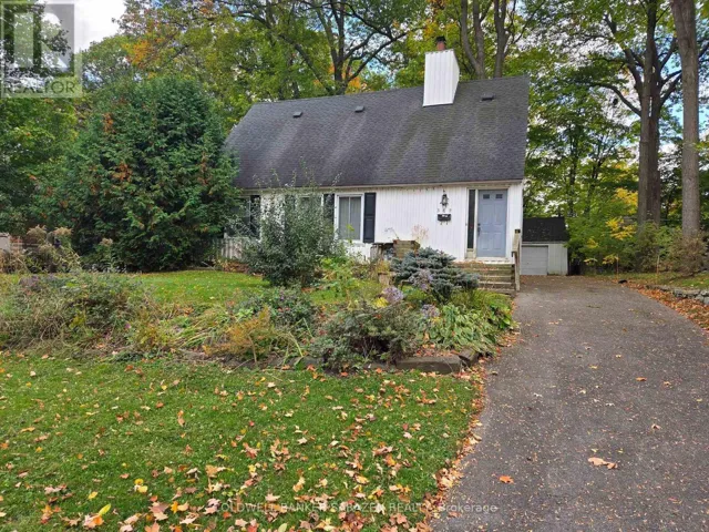 312 CUNNINGHAM AVENUE E, Ottawa, Ontario K1H6B4