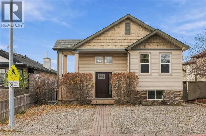 3 Cimarron Meadows, Okotoks, Alberta T1S2E4