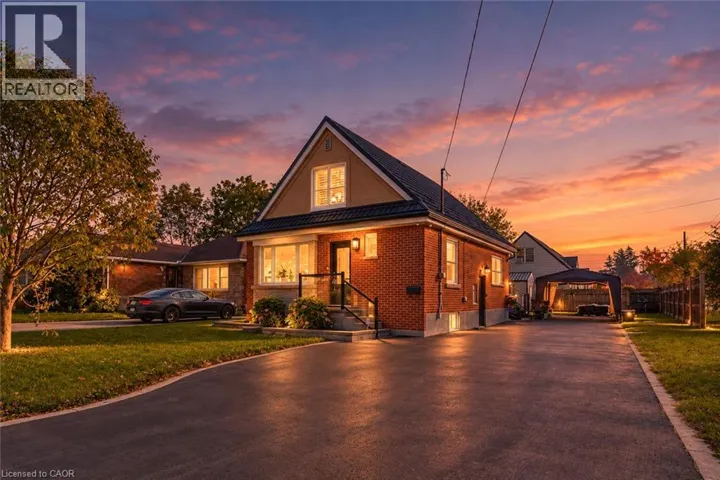 100 MONTROSE Avenue, Hamilton, Ontario L8K4Y7