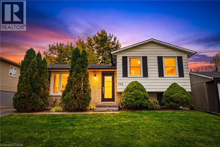 429 LIMERIDGE Road W, Hamilton, Ontario L9C2V6