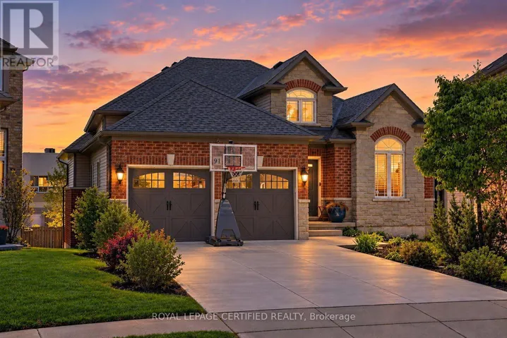 91 CANDLEWOOD DRIVE, Hamilton (Stoney Creek Mountain), Ontario L8J0A3