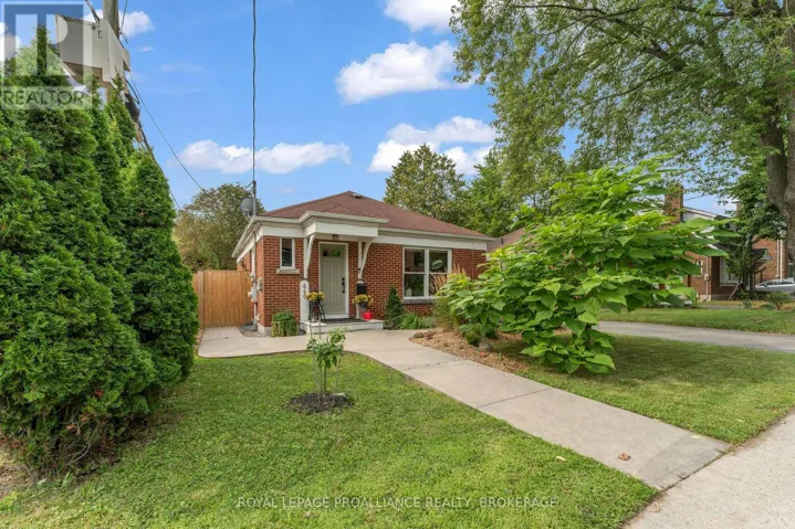 640 BROCK STREET, Kingston (Central City East), Ontario K7L1V6