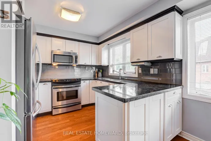 5A FALMOUTH AVENUE, Toronto (Kennedy Park), Ontario M1K4M5