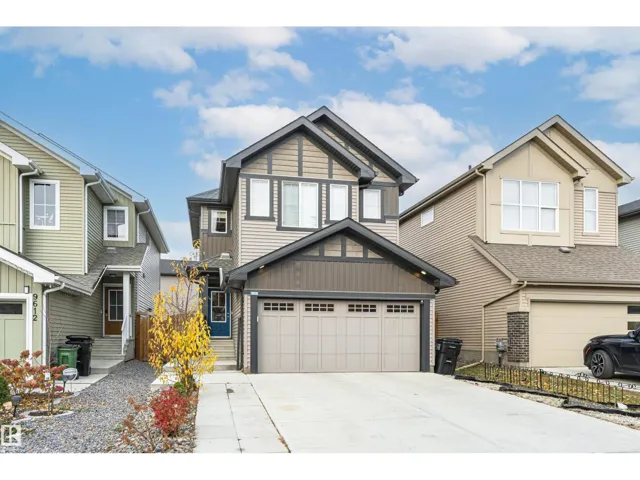 9616 230 ST NW, Edmonton, Alberta T5T7R4