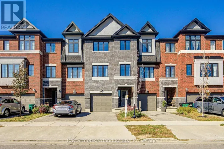 7 SPORTSMAN HILL STREET, Kitchener, Ontario N2P2N7