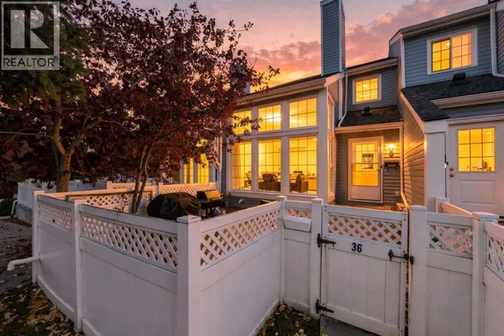 36, 28 Berwick Crescent NW, Calgary, Alberta T3K1Y7