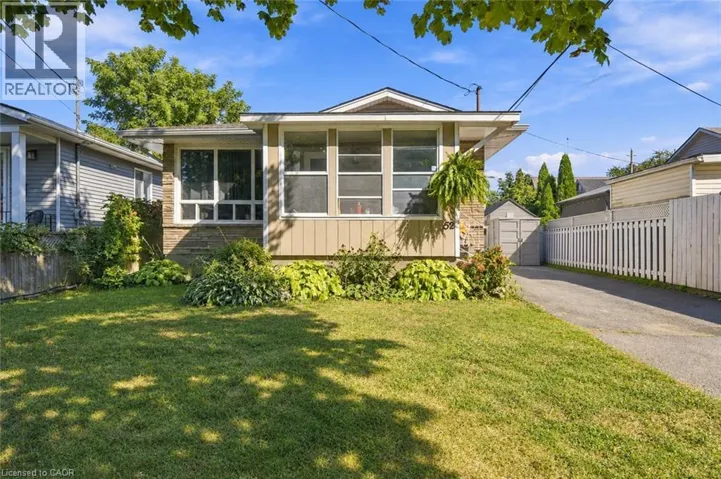 52 BOGART Street, St. Catharines, Ontario L2M1G3