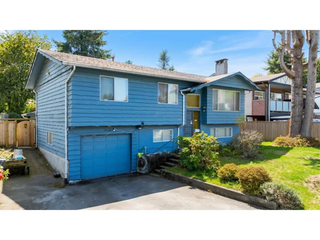 9141 PRINCE CHARLES BOULEVARD, Surrey, British Columbia V3V1S1