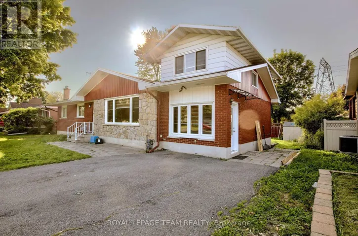 B - 31 PRITCHARD DRIVE, Ottawa, Ontario K2G1B2