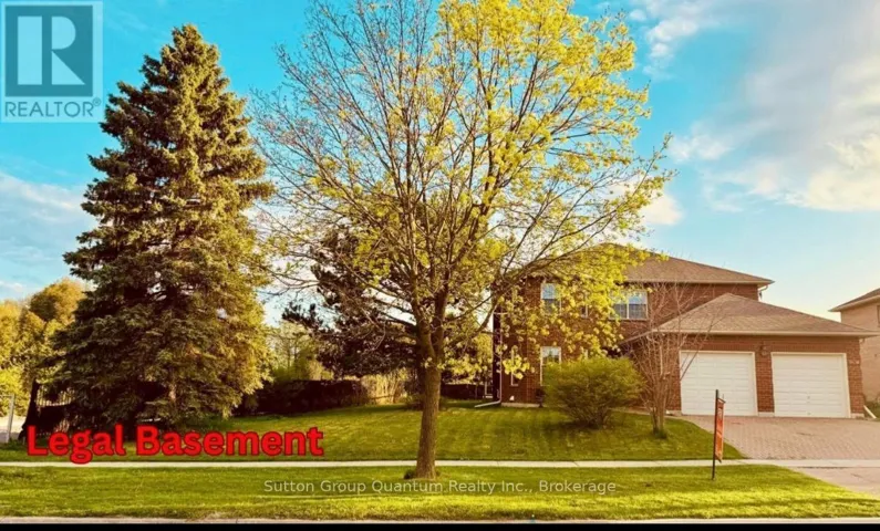 243 MURRAY DRIVE, Aurora (Aurora Highlands), Ontario L4G5X1