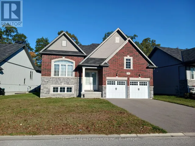 64 REGINA BOULEVARD, Wasaga Beach, Ontario L9Z1M8