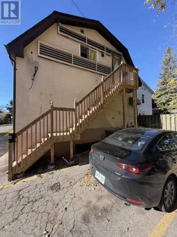 UNIT B - 563 WOOLWICH STREET, Guelph (Exhibition Park), Ontario N1H3Y4