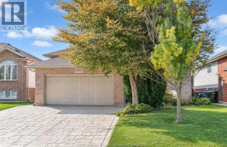 2955 RUTH ROAD, Windsor, Ontario N8R2K7