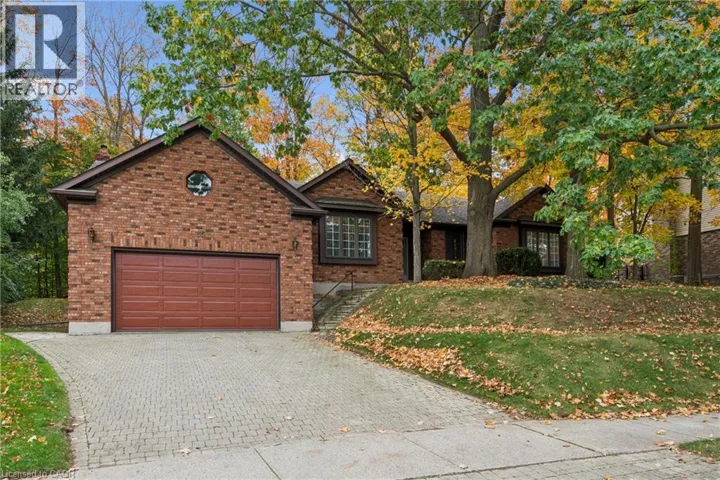 35 HUNTINGDALE Drive, Kitchener, Ontario N2A3K5