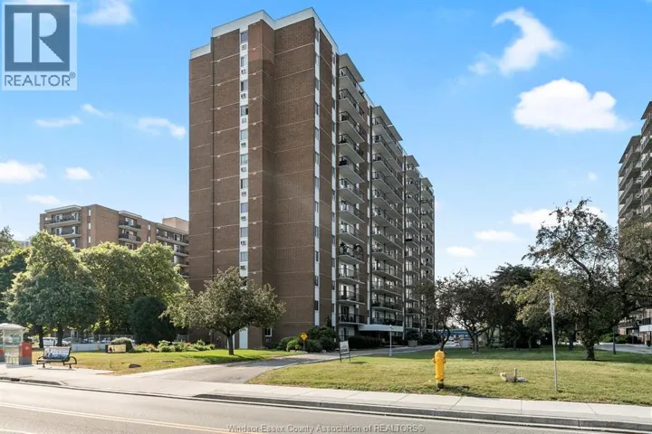 8591 Riverside DRIVE East Unit# 802, Windsor, Ontario N8S1G3