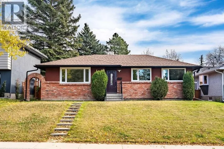 4824 Claret Street NW, Calgary, Alberta T2L1C1