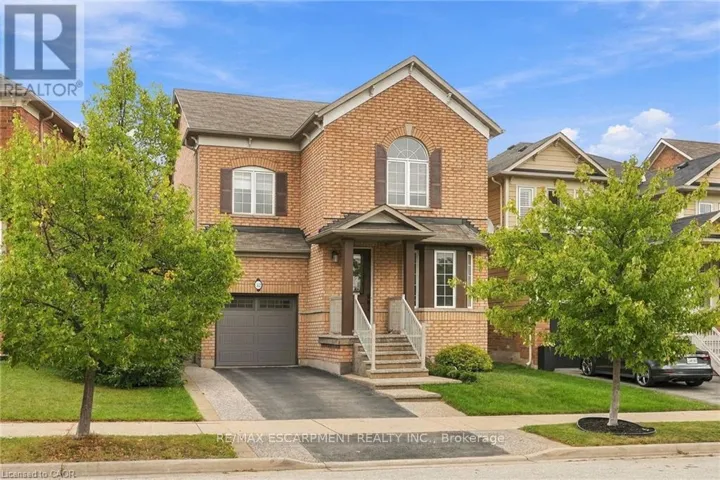 32 WIMBERLY AVENUE, Hamilton (Waterdown), Ontario L8B0R9