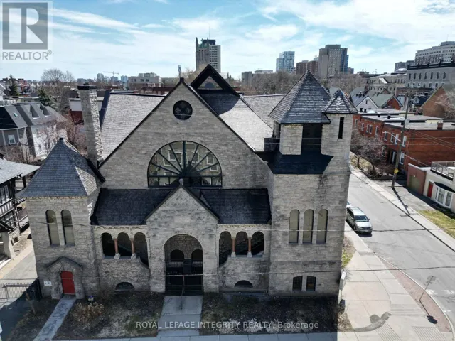 473 CUMBERLAND STREET, Ottawa, Ontario K1N6E7