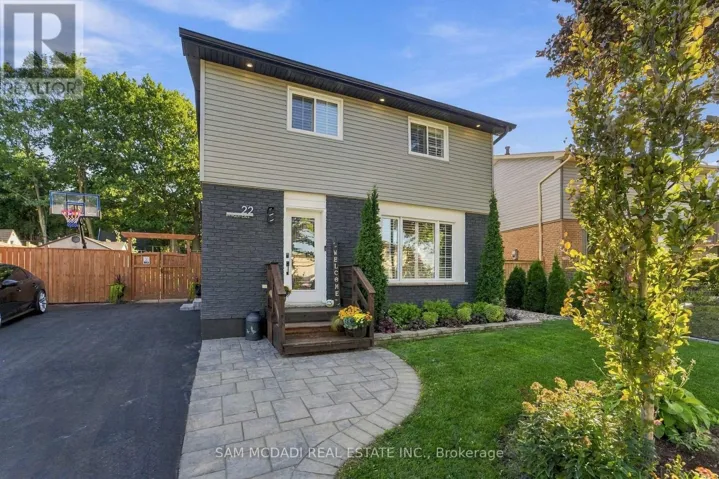 22 BYWOOD CRESCENT, Hamilton (Stoney Creek Mountain), Ontario L8J1G8