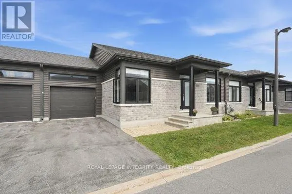 33 SOLARA PRIVATE, Clarence-Rockland, Ontario K4K1P5