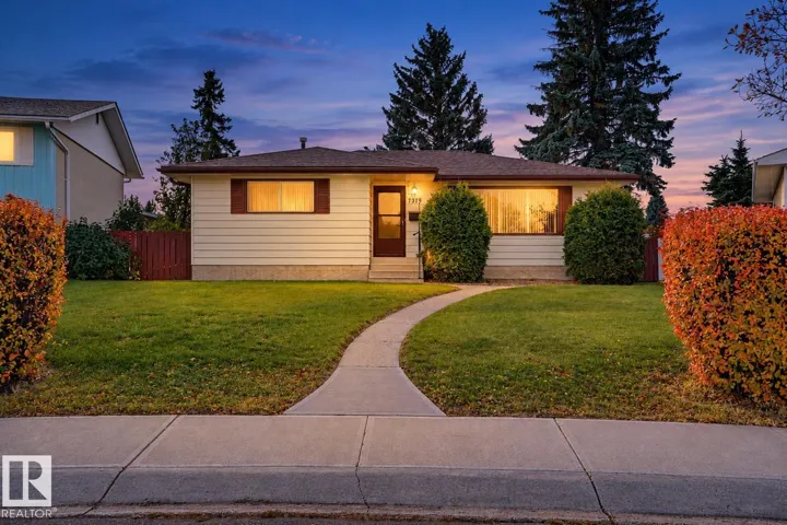 7319 150 AV NW, Edmonton, Alberta T5C2X9