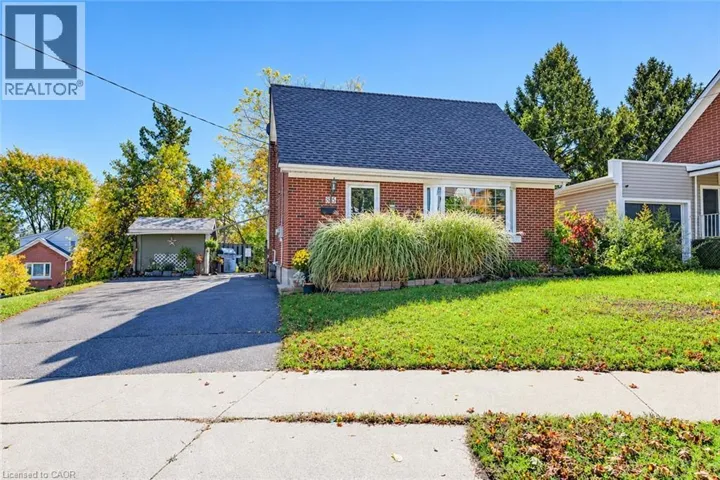 35 PLEASANT Avenue, Kitchener, Ontario N2M4A3
