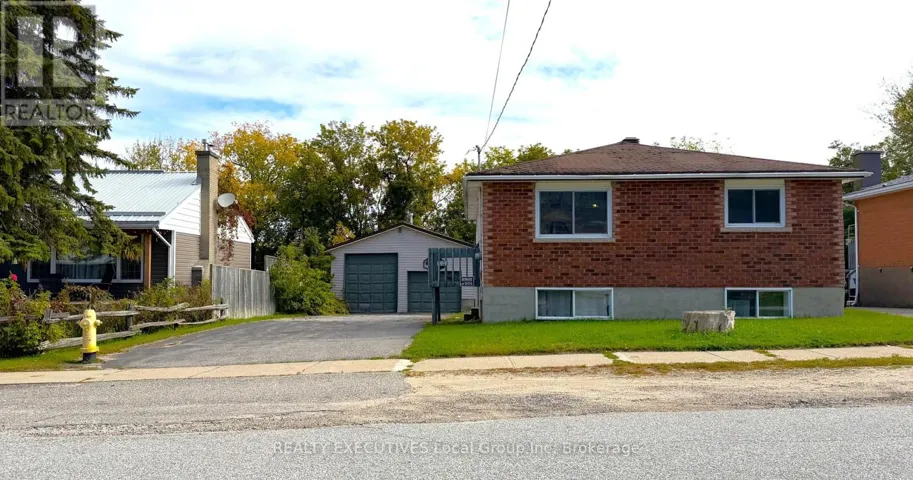 144 DUKE STREET W, North Bay (Central), Ontario P1B6E6