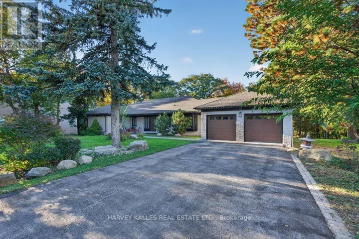 140 SANDRINGHAM DRIVE, Toronto (Lansing-Westgate), Ontario M3H1E3