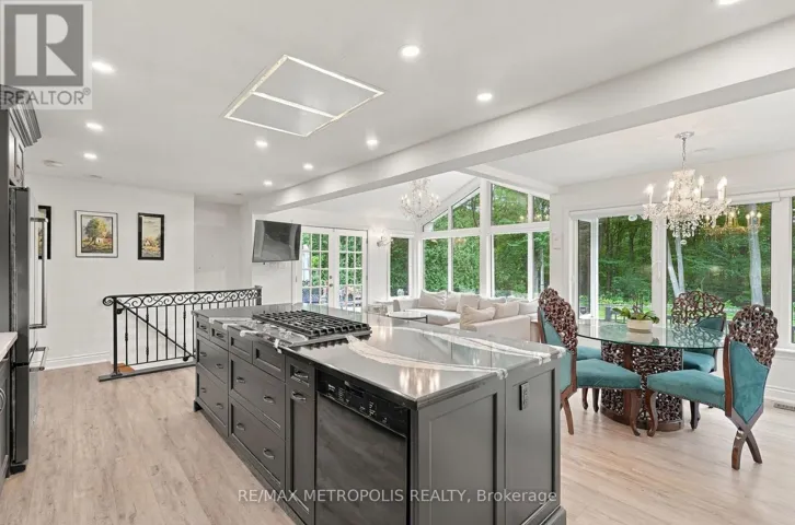 1228 ELGIN CRESCENT, Oakville (FA Falgarwood), Ontario L6H2J7