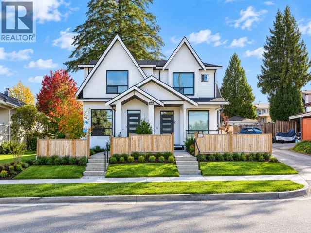 1 122 EIGHTH AVENUE, New Westminster, British Columbia V3L1X8