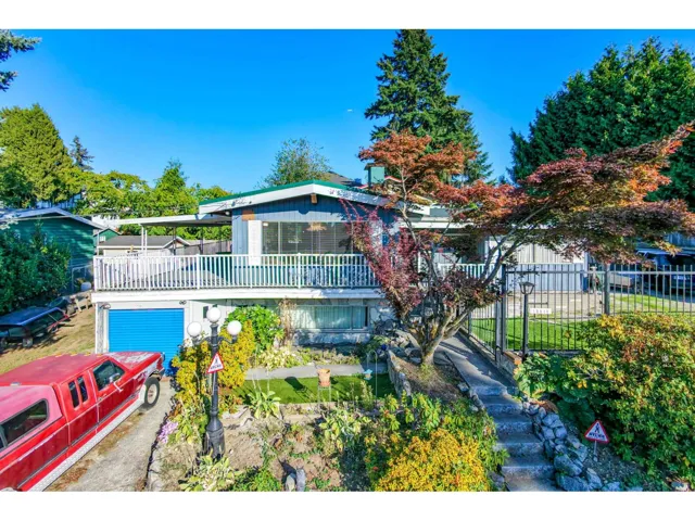 10810 129 STREET, Surrey, British Columbia V3T3H8