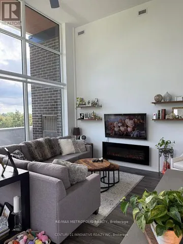 424 - 385 ARCTIC RED DRIVE, Oshawa (Windfields), Ontario L1L0W9