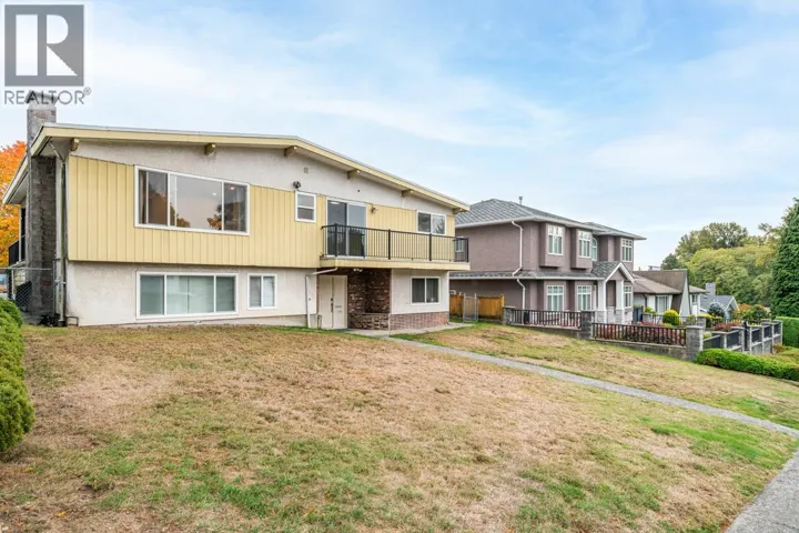 5311 MEADEDALE DRIVE, Burnaby, British Columbia V5B2E6