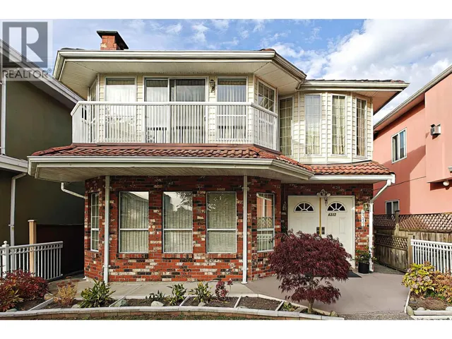 4317 GEORGIA STREET, Burnaby, British Columbia V5C2T9