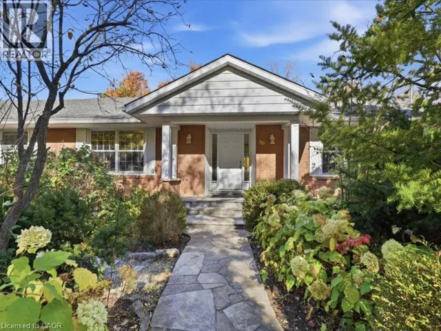 36 MAPLE HILL Drive, Kitchener, Ontario N2M2R8