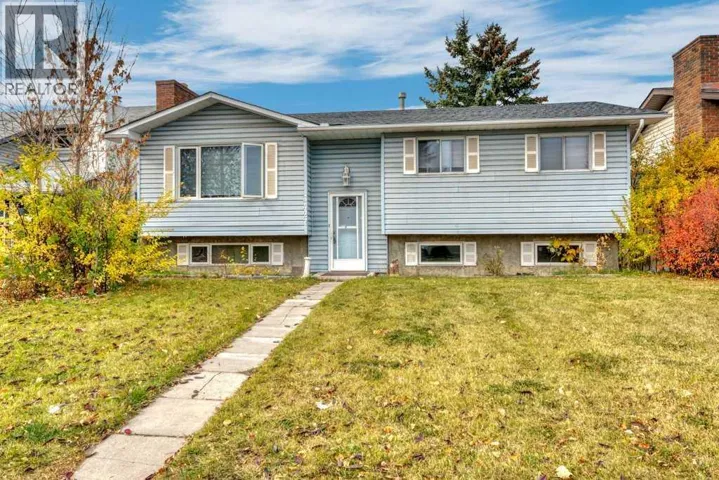 3427 56 Street NE, Calgary, Alberta T1Y3N8