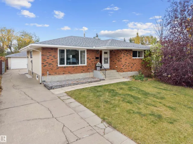 10420 36A AV NW, Edmonton, Alberta T6J2H6