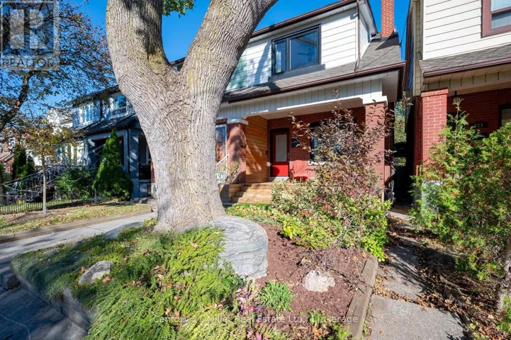213 BOON AVENUE, Toronto (Corso Italia-Davenport), Ontario M6E3Z7