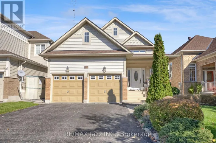128 NELSON STREET, Clarington (Bowmanville), Ontario L1C0A6